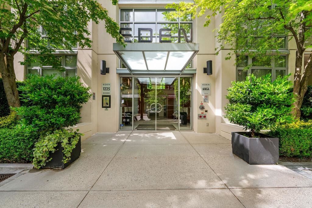 Property Photo:  1225 Richards Street 509  BC V6B 1E6 