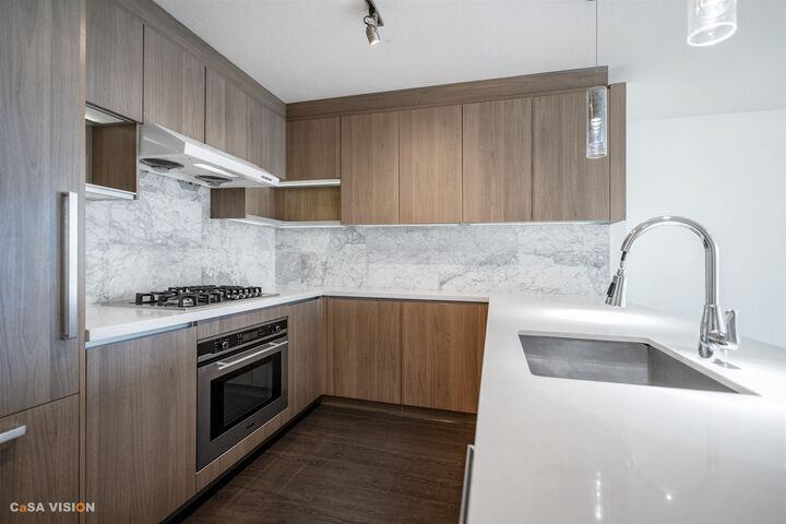Property Photo:  13750 100 Avenue 1606  BC V3T 0L3 