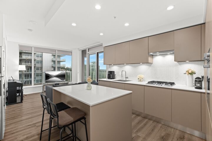 3833 Evergreen Place 905 — photo 1