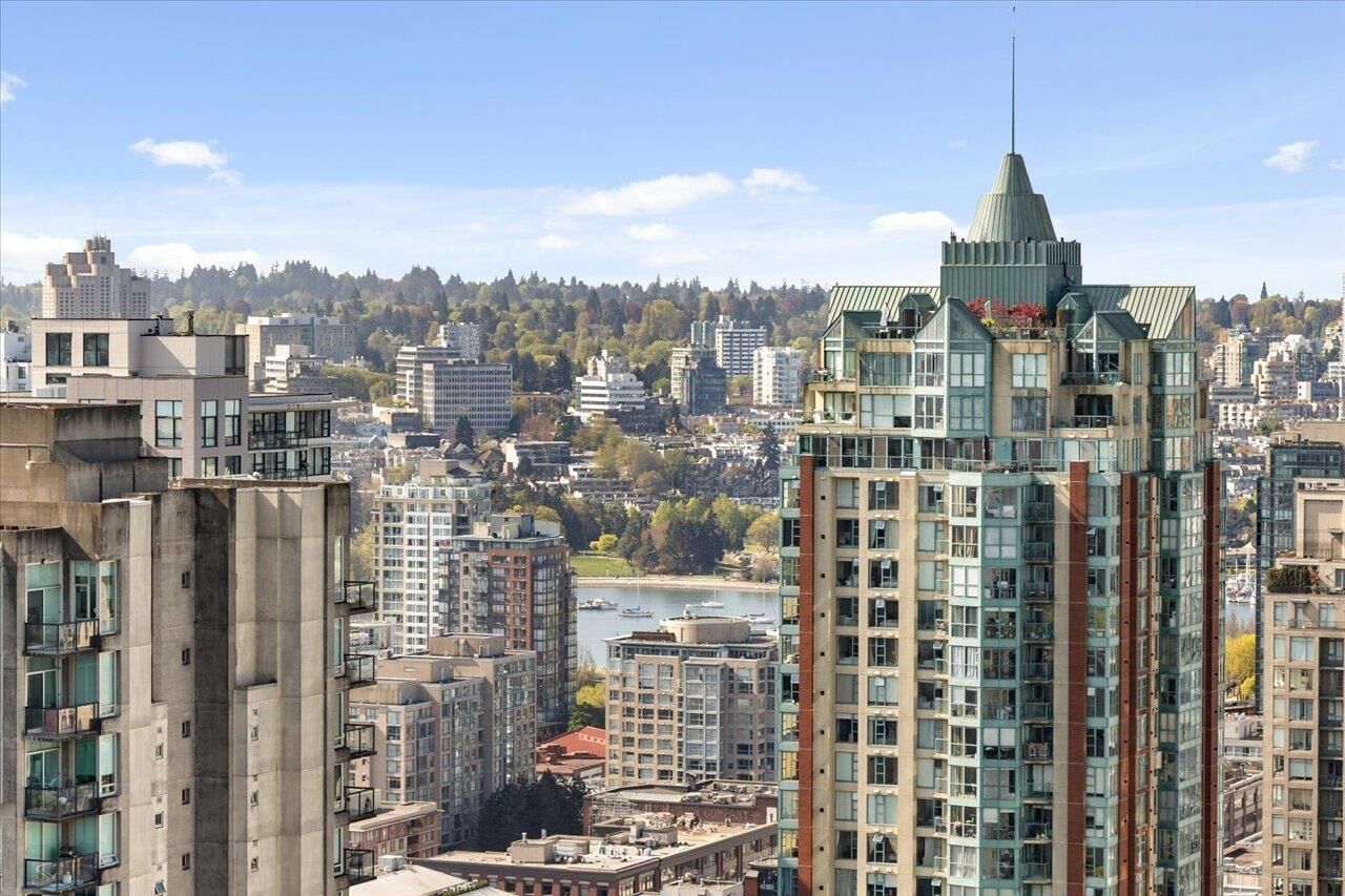 Property Photo:  777 Richards Street 3211  BC V6B 0M6 