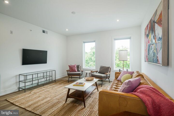 Property Photo: 5013 Springfield Avenue 308 PA 19143