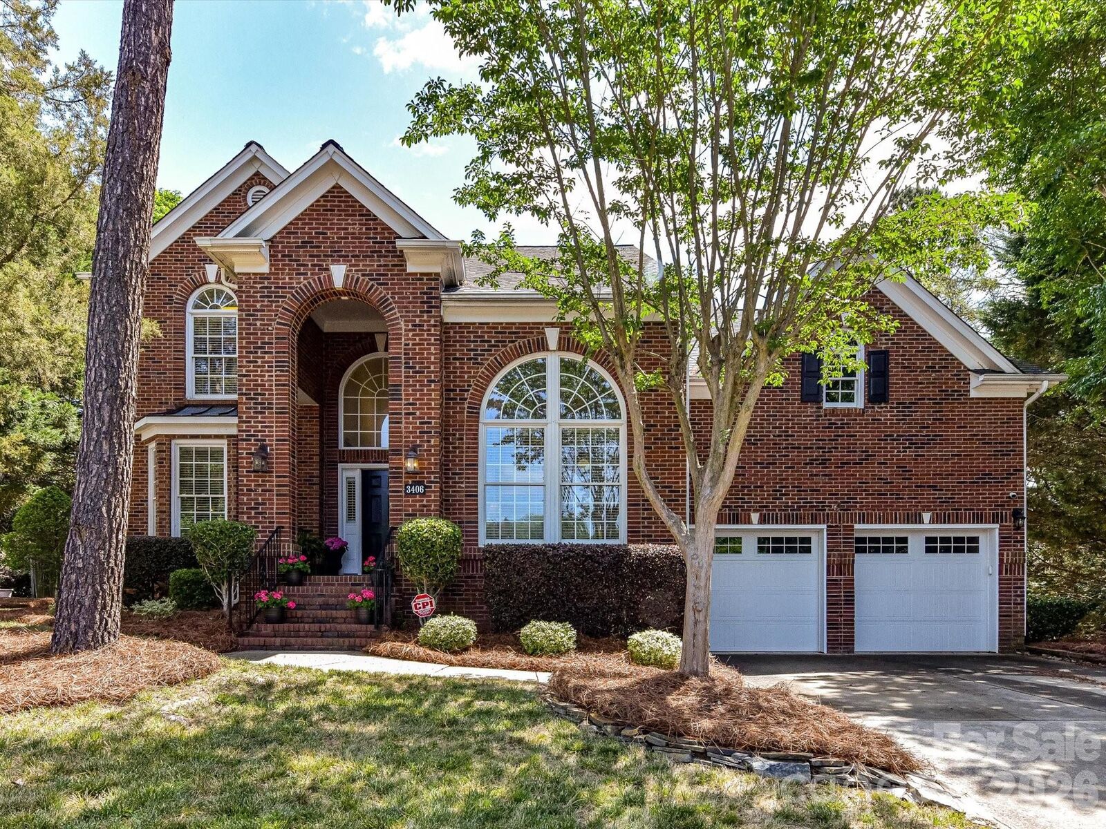 Property Photo: 3406 Abbey Hill Lane NC 28210