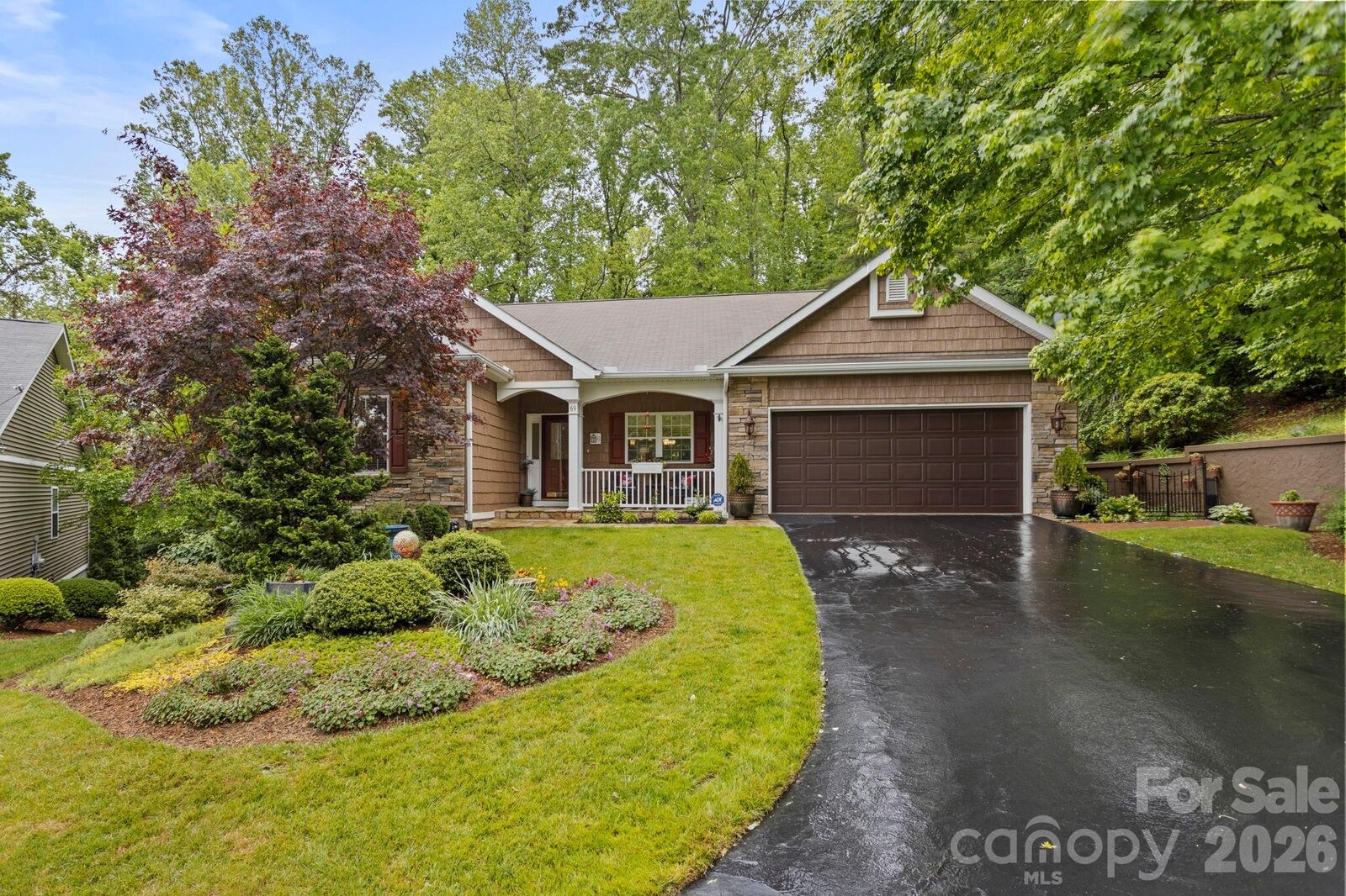 Property Photo:  69 Old Pasture Way  NC 28739 
