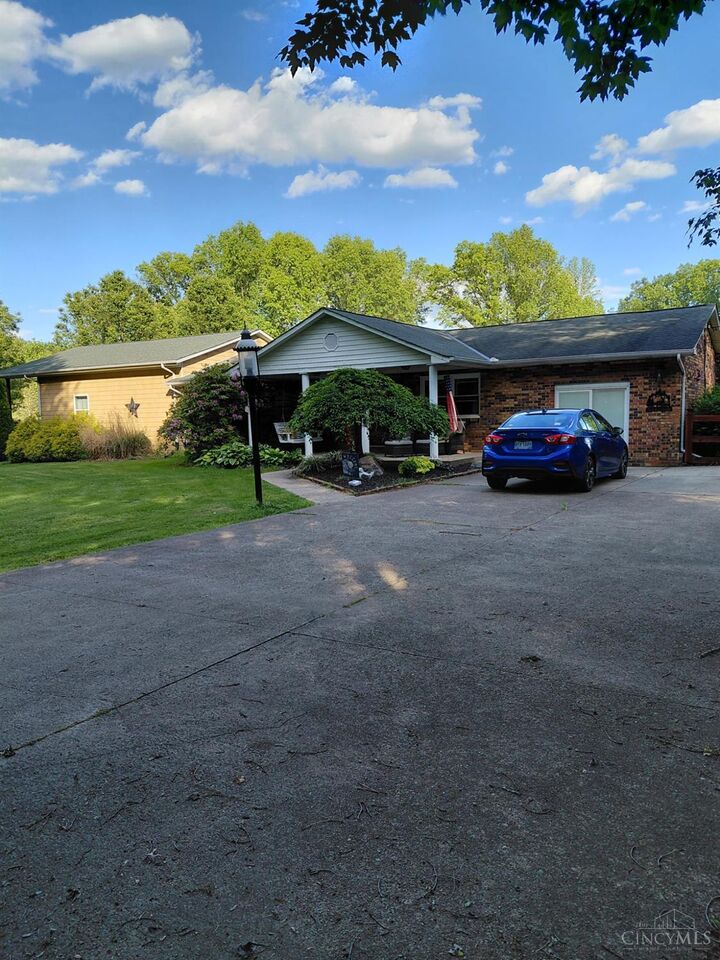 Property Photo: 2715 St Rt 232 OH 45106
