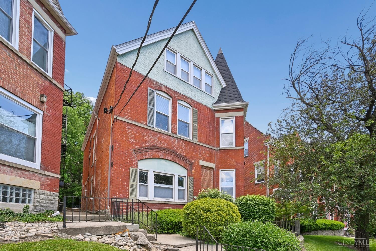 Property Photo: 2108 Fulton Avenue OH 45206