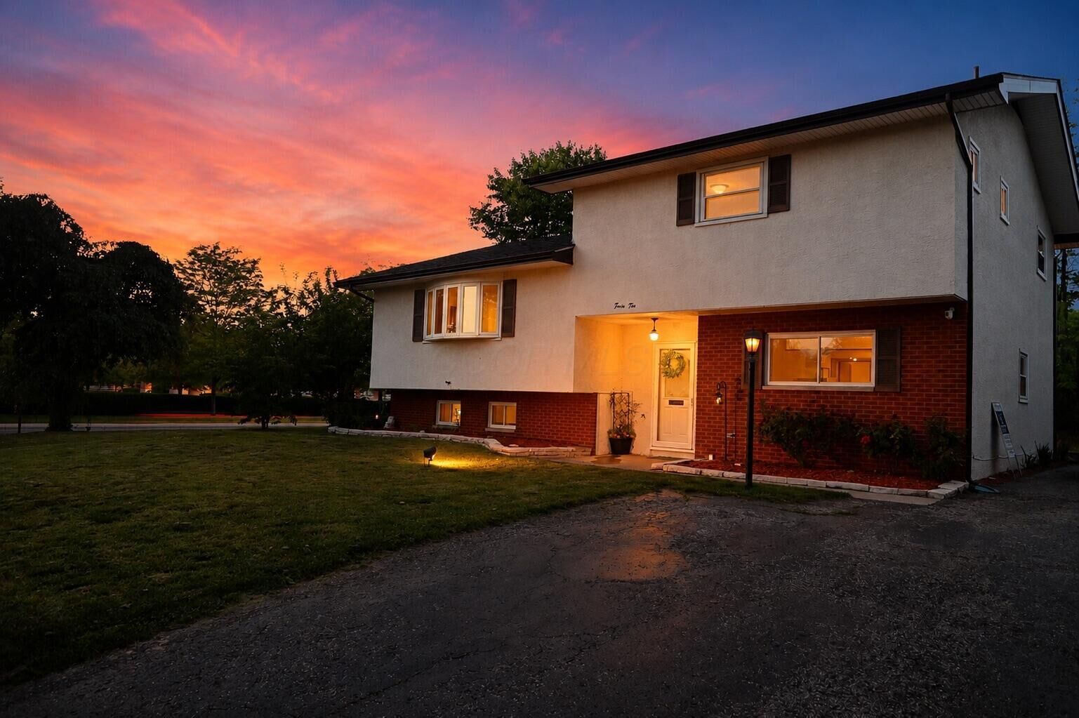 Property Photo:  4010 Etna Street  OH 43213 