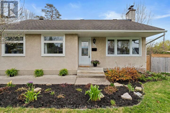Property Photo:  1266 Randall Avenue  ON K1H 7R1 