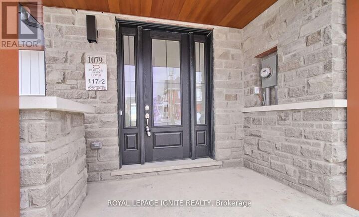 Property Photo:  1079 Cameo Street  ON L1X 0G2 