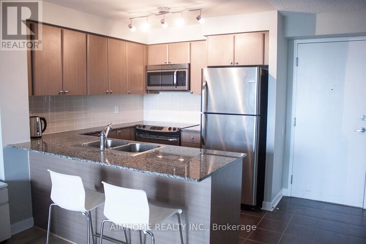 Property Photo:  525 Wilson Avenue 331  ON M3H 0A7 