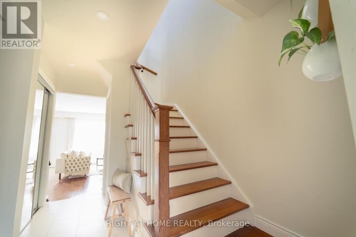 Property Photo:  7 Drew Court  ON L1N 8X6 