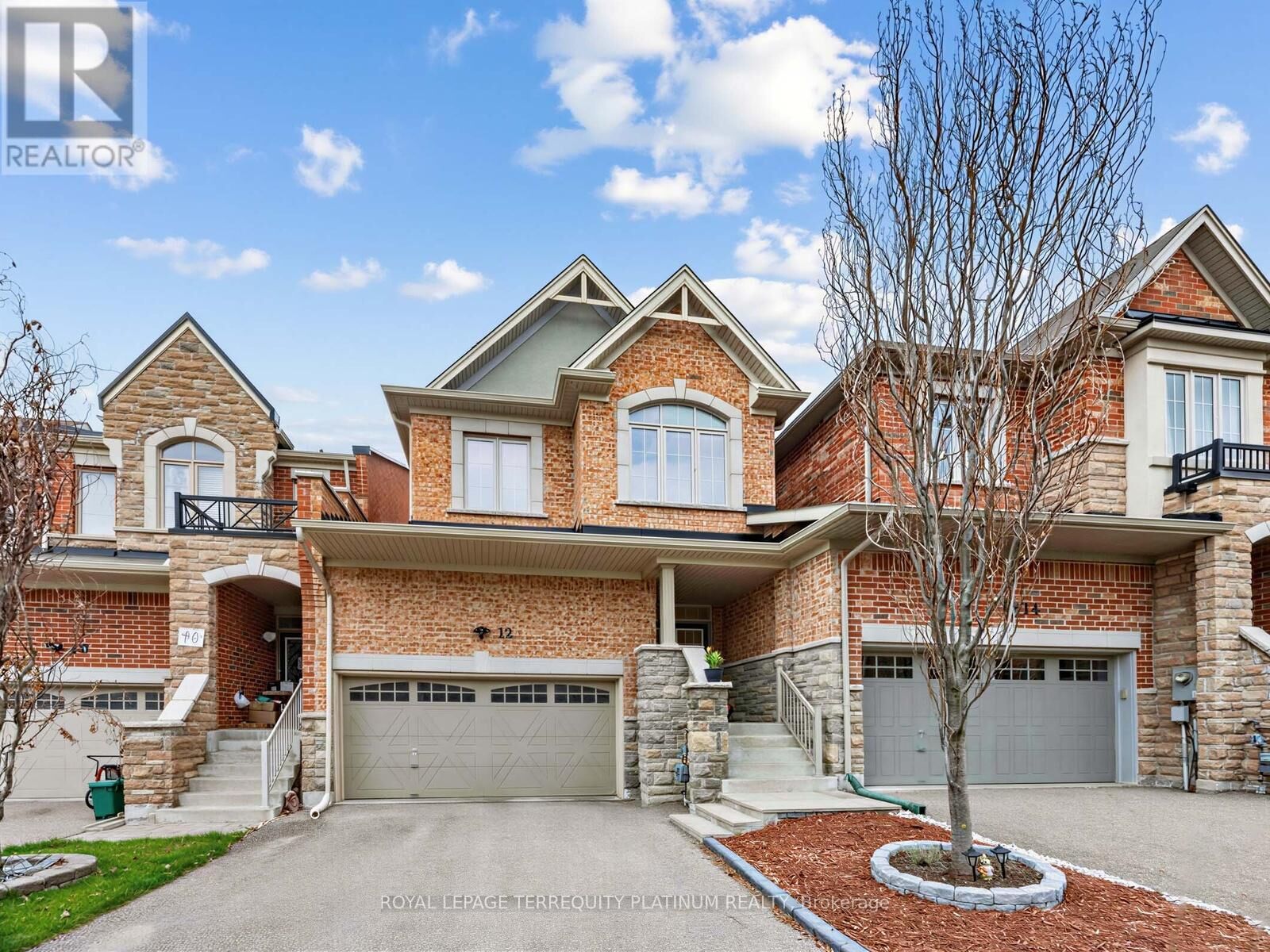 Property Photo:  12 Mack Clement Lane  ON L4S 1K7 