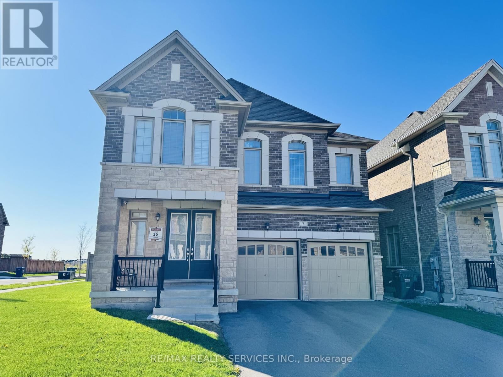 Property Photo:  7 Zeus Gate  ON L6R 4C1 
