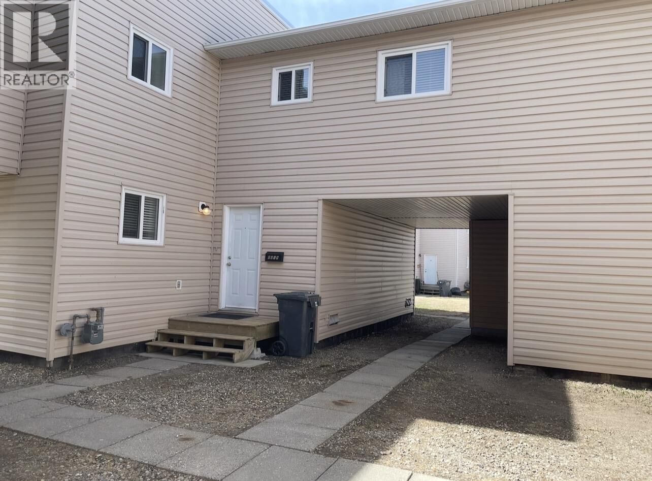 Property Photo:  8818 101 Avenue  BC V1J 5G2 