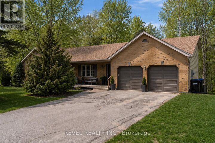 Property Photo:  32 Hickory Lane  ON L0K 1E0 