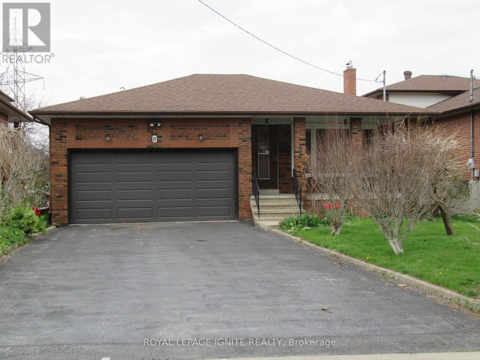 Property Photo:  8 Newlove Court  ON M9W 5X5 