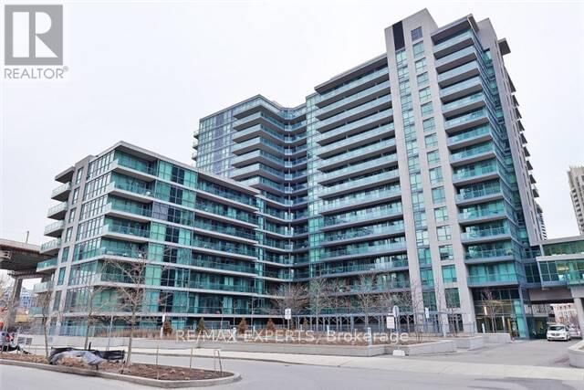 Property Photo:  209 Fort York Boulevard 1656  ON M5V 4A1 