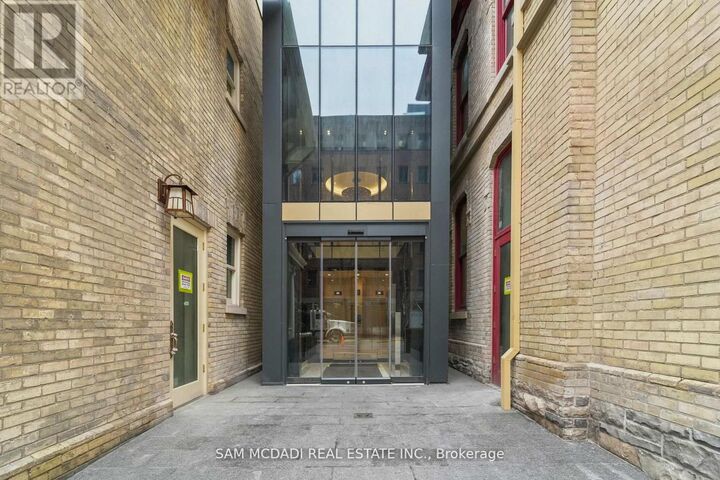 Property Photo:  634 Church Street 1011  ON M4Y 2G3 