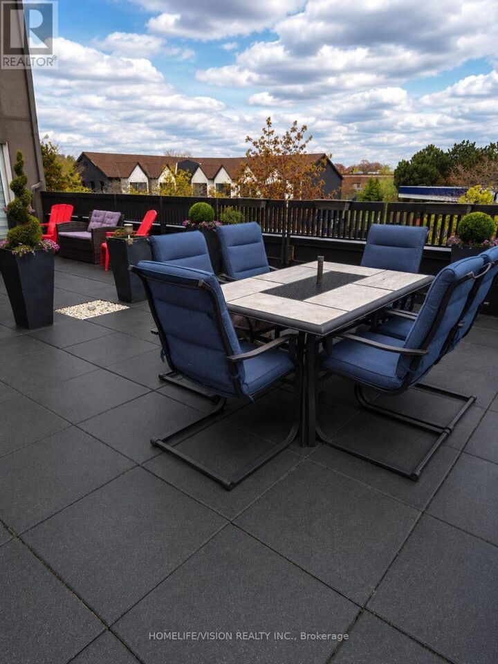 Property Photo:  5800 Sheppard Avenue East 213  ON M1B 5J7 