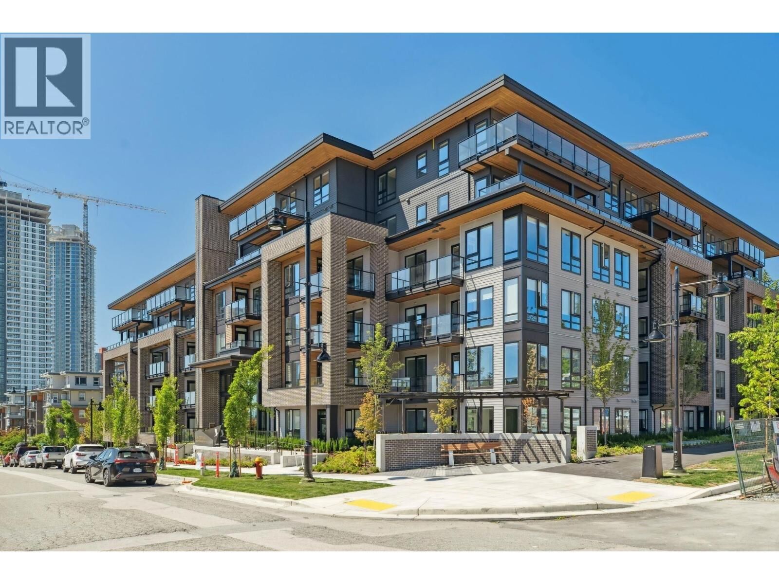 Property Photo:  615 Cottonwood Avenue 407  BC V3J 2S5 