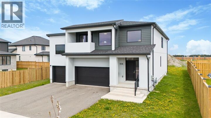 Property Photo:  608 Sweetbay Crescent  ON N7S 0A8 