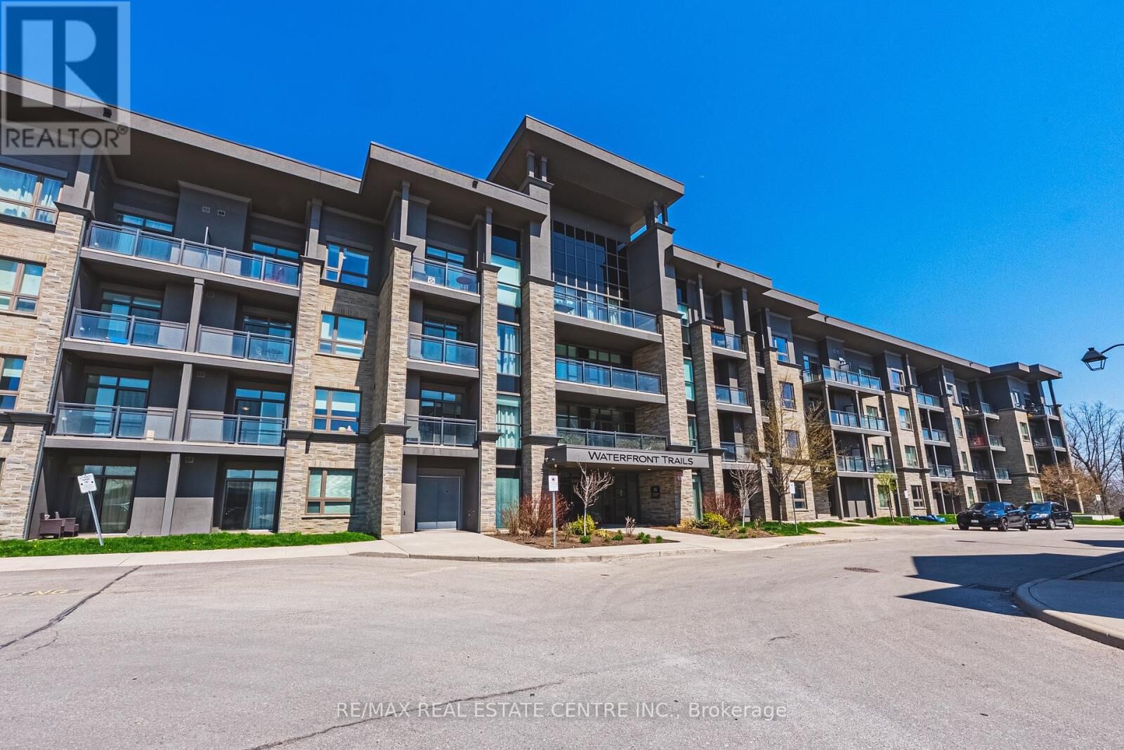 Property Photo:  35 Southshore Crescent 333  ON L8E 0J2 