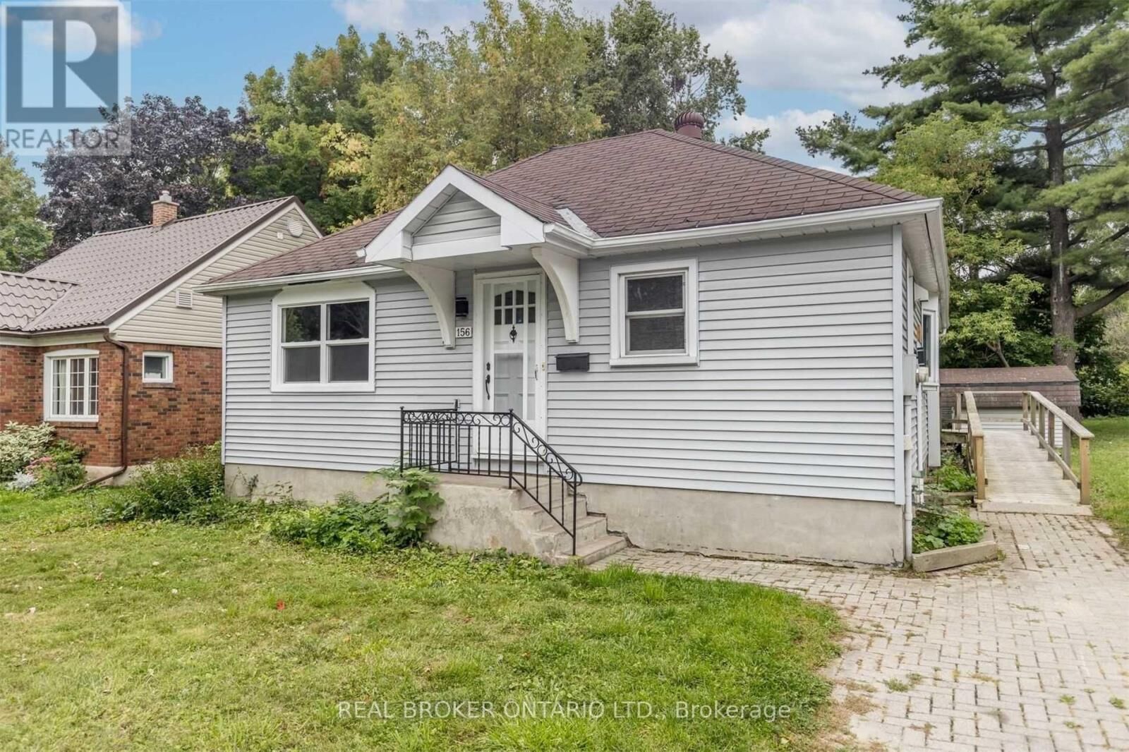 Property Photo:  156 Clapperton Street  ON L4M 3G4 