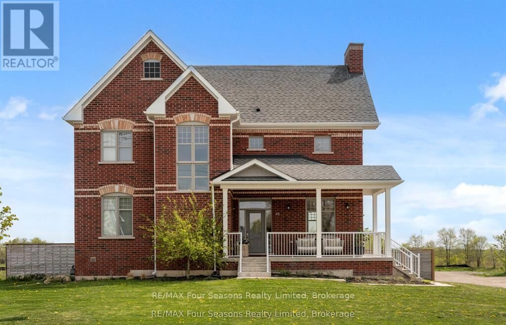 Property Photo:  46 Francis Street East  ON L0M 1G0 