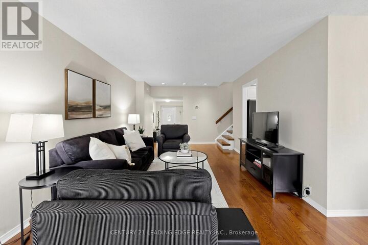 Property Photo:  5 Madsen Crescent  ON L3R 4P2 