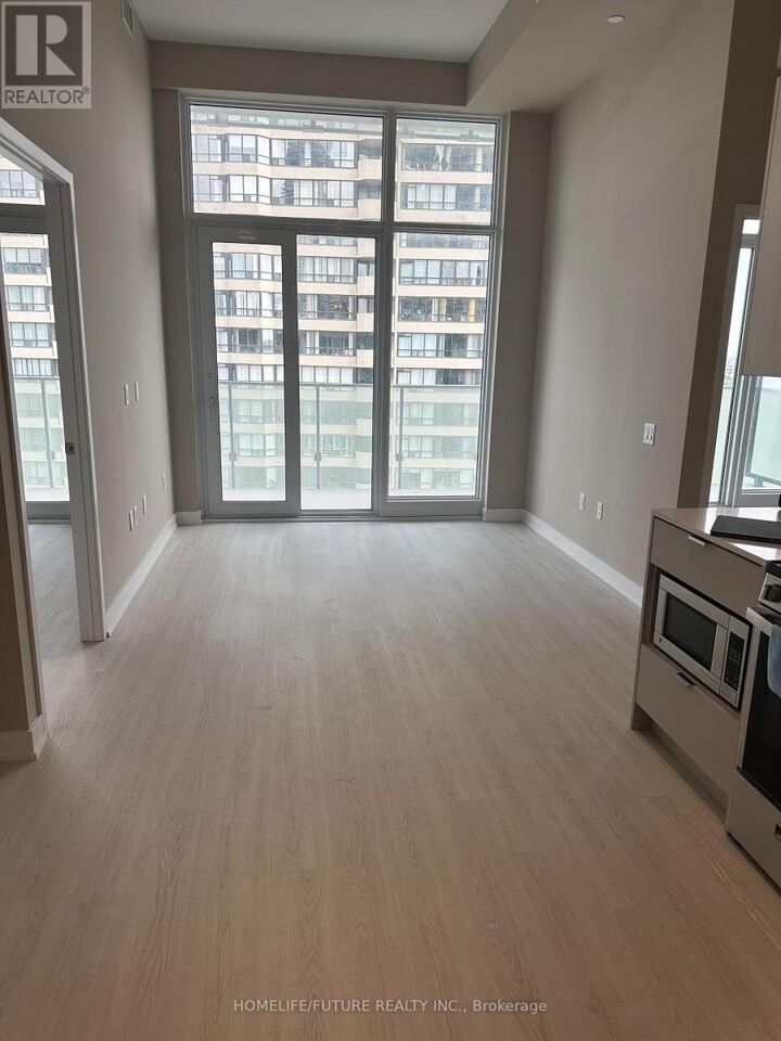 Property Photo:  3883 Quartz Road 617  ON L5B 0M4 
