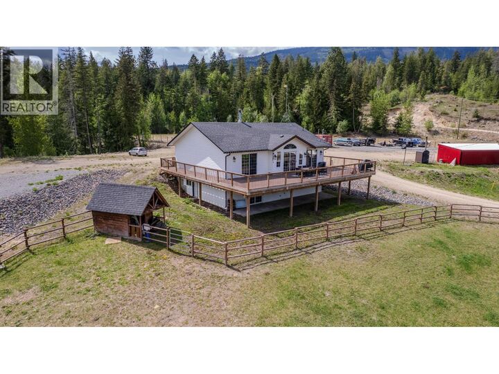 Property Photo:  2086 Yankee Flats Road  BC V1E 3J3 