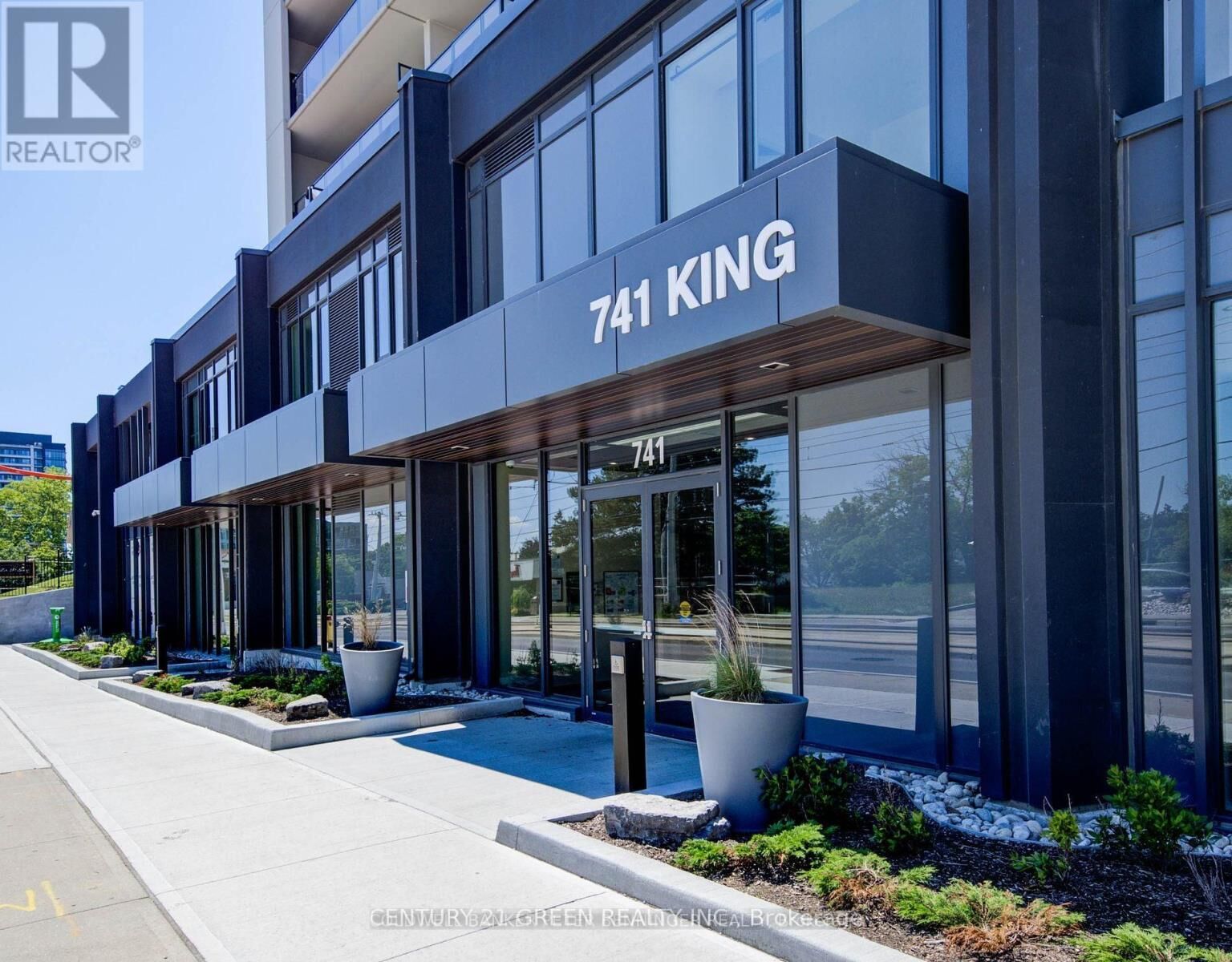 Property Photo:  741 King Street 307  ON N2G 0E9 