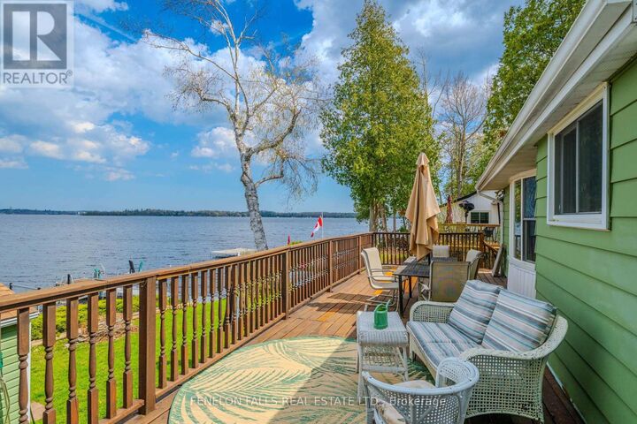 Property Photo:  39 Bayview Road  ON K0M 1N0 
