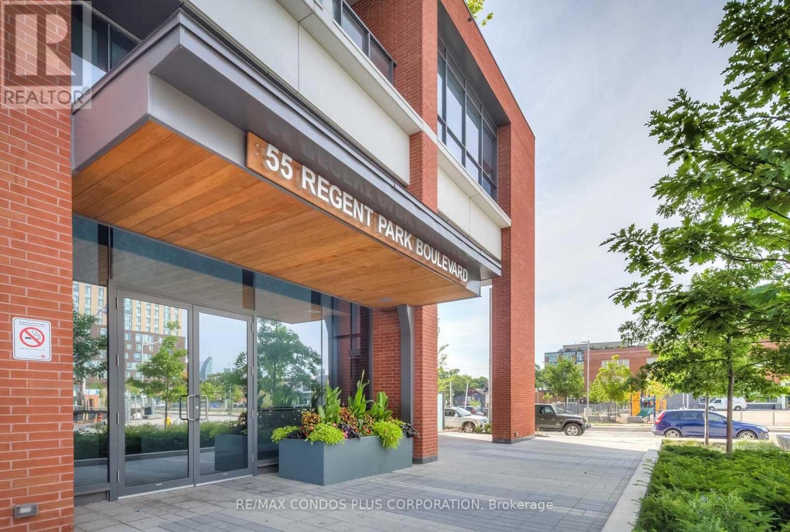 Property Photo:  55 Regent Park Boulevard 2511  ON M5A 0C2 