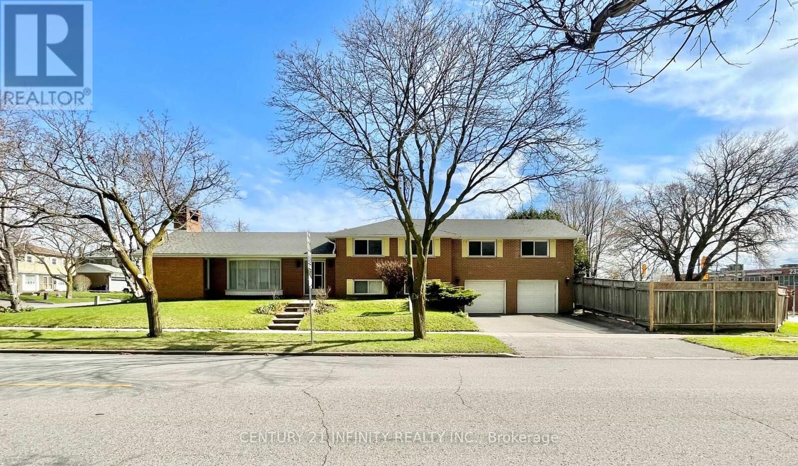 Property Photo:  1 Goodland Gate  ON M1S 1V4 