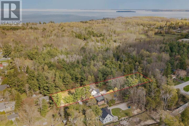 Property Photo:  718 Henderson Drive  ON L9S 2J8 