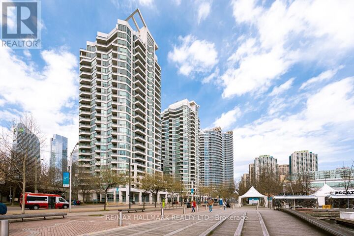 Property Photo:  228 Queens Quay West 2707  ON M5J 2X1 