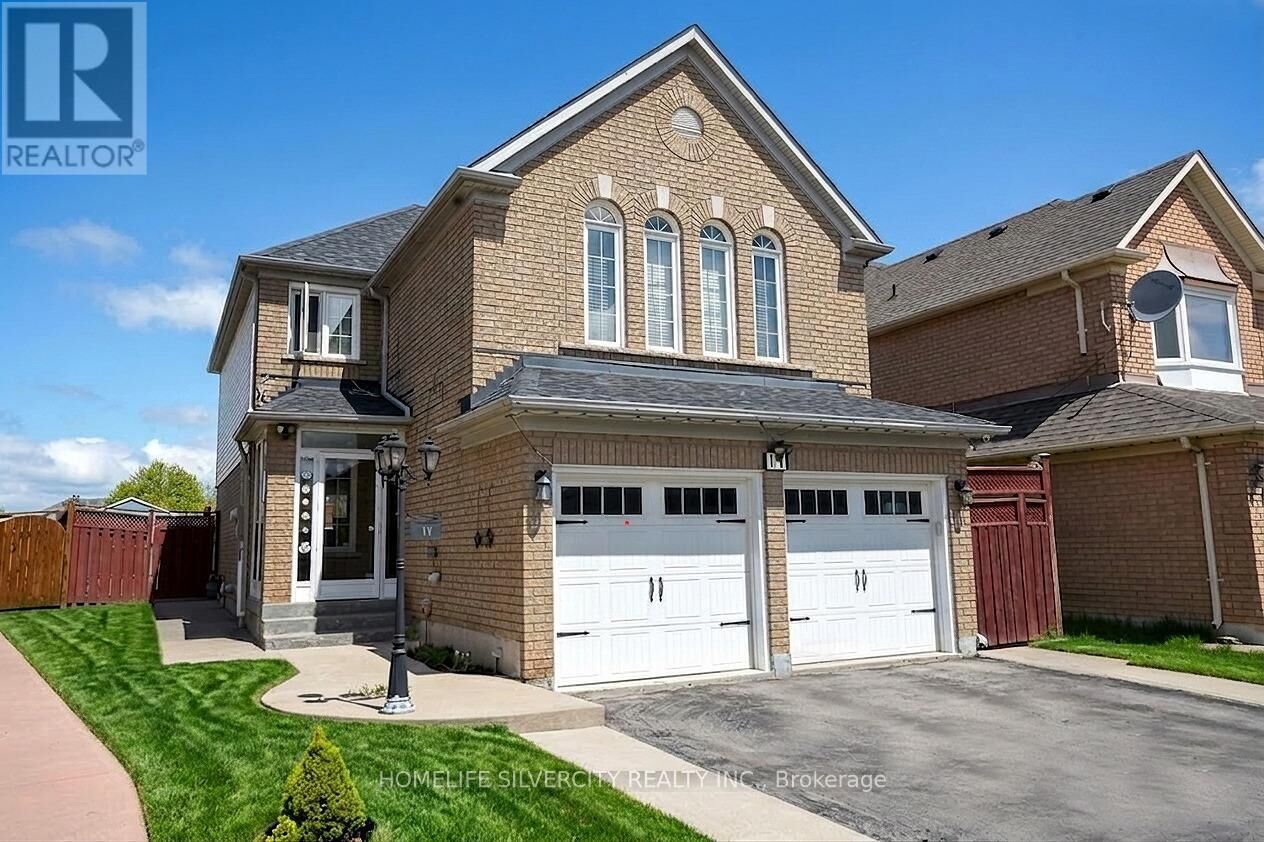 Property Photo:  11 Rangeland Road  ON L6R 1L4 