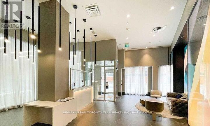 Property Photo:  219 Dundas Street East 1006  ON M5A 0V1 