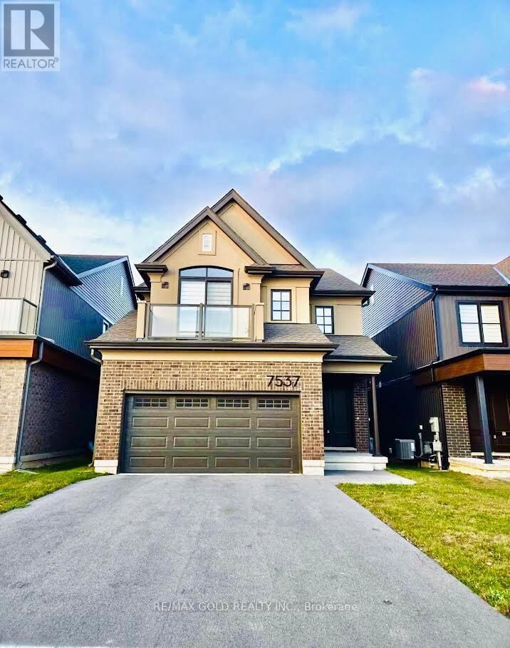Property Photo:  7537 Splendour Drive  ON L2H 2Y6 