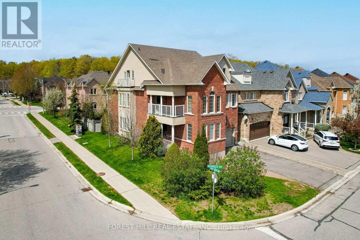 Property Photo:  92 Seabreeze Avenue  ON L4J 8T7 