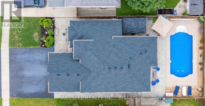 Photo de la propriété:  8665 Westport Drive  ON L2H 0A3 