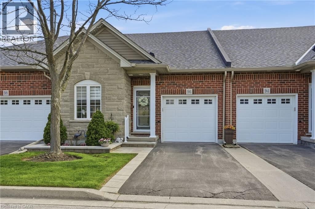 Property Photo:  96 Abbotsford Trail  ON L9B 0A4 