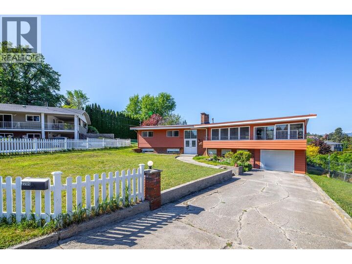 Property Photo:  2204 Bridgeview Road  BC V1Y 0B1 