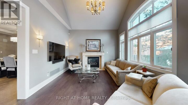 Property Photo:  131 Robert Berry Crescent  ON L7B 0M3 
