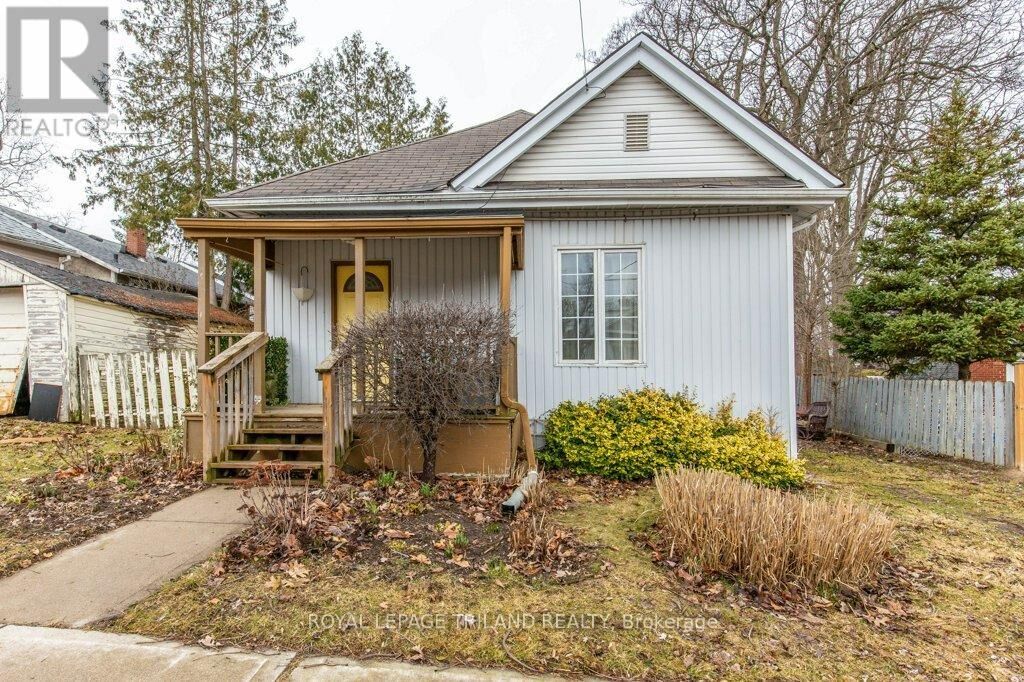 Property Photo:  11 Mackay Avenue  ON N6J 2T5 