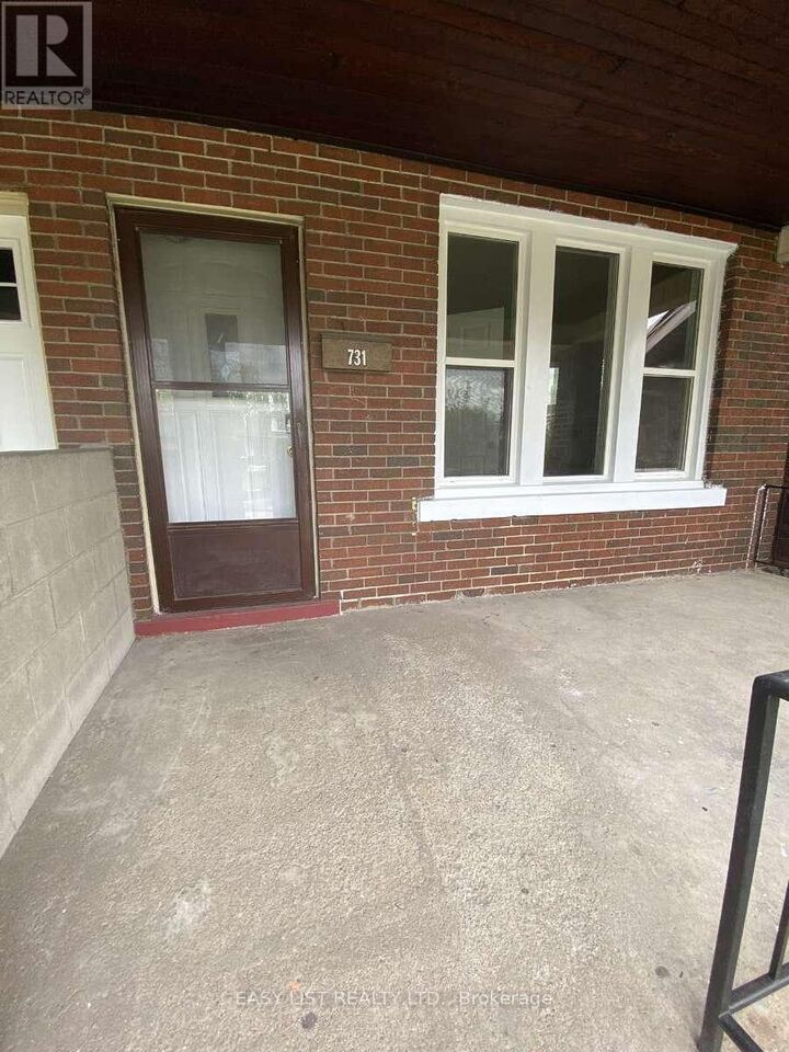 Property Photo:  731-733 Partington Avenue  ON N9B 2N6 