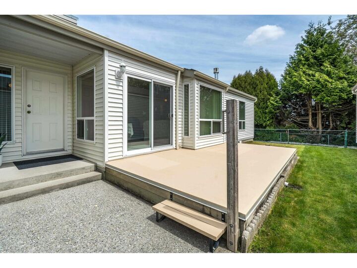 Property Photo:  2345 Cranley Drive 14  BC V4A 9G5 