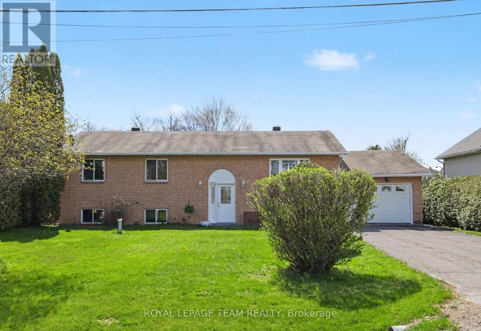 Property Photo:  6294 Ottawa Street  ON K0A 2Z0 