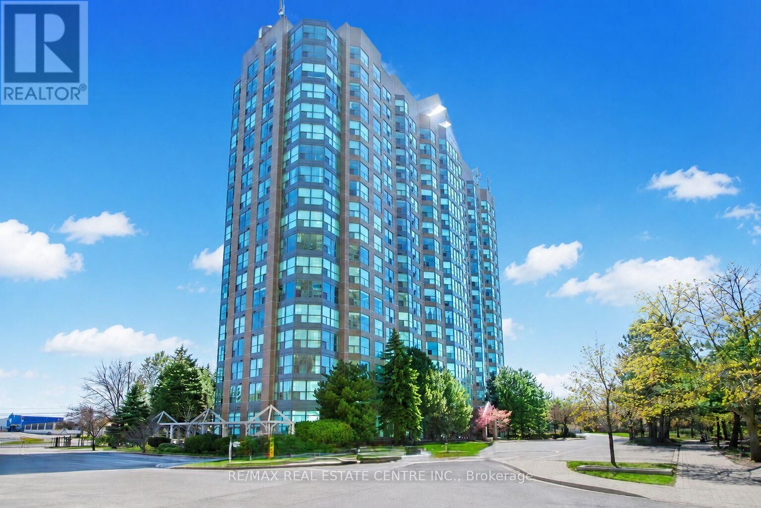 Property Photo:  2177 Burnhamthorpe Road West 1007  ON L5L 5P9 