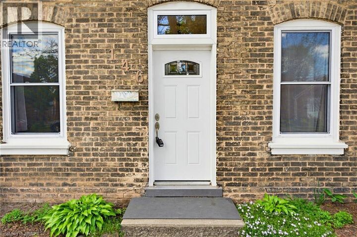 Property Photo:  146 William Street  ON N3T 3L3 